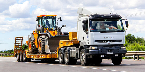 Tourenplanung für Baumaschinentransporte