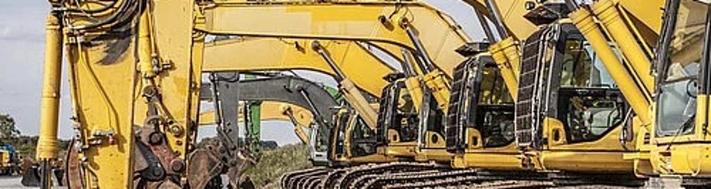 Baumaschinenflotte gelbe Bagger