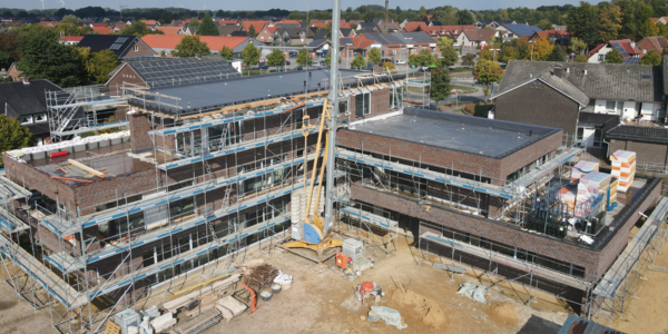 Baustelle geoCapture - Alle Fensterscheiben sind eingesetzt